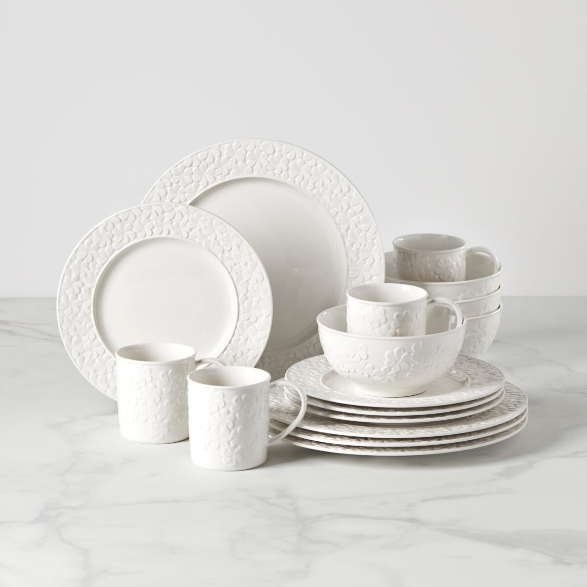 Blossom Lane 16-Piece Dinnerware Set